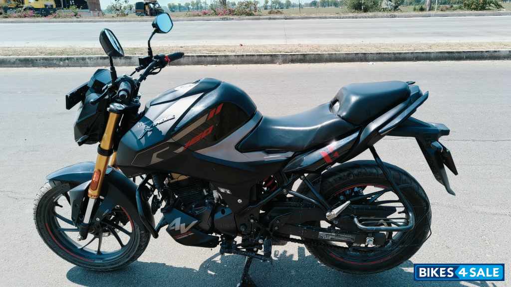 Hero Xtreme 160R 4V Connected 2.0