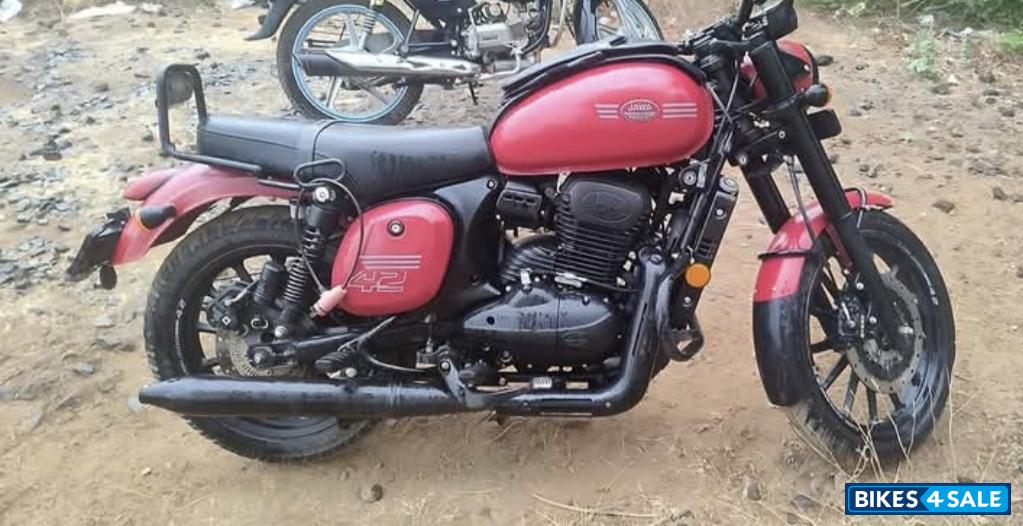 Jawa 42 Dual Channel ABS Orion Red