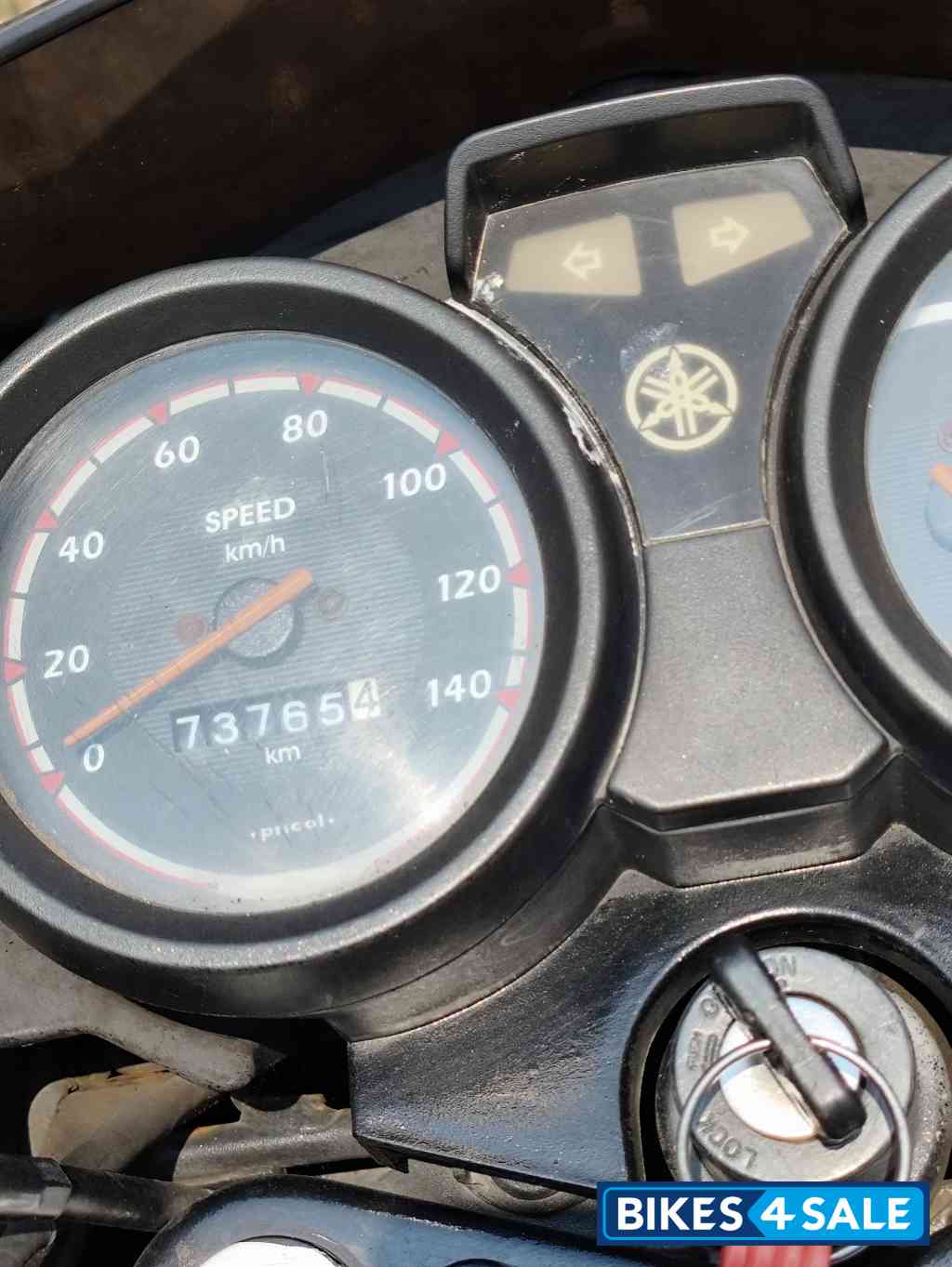 Black Yamaha Libero G5