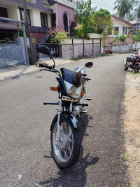 Black Yamaha Libero G5