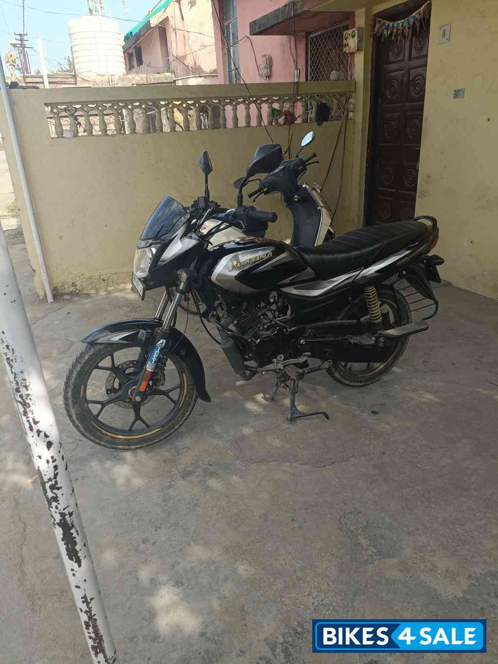 Bajaj Platina 110 ABS