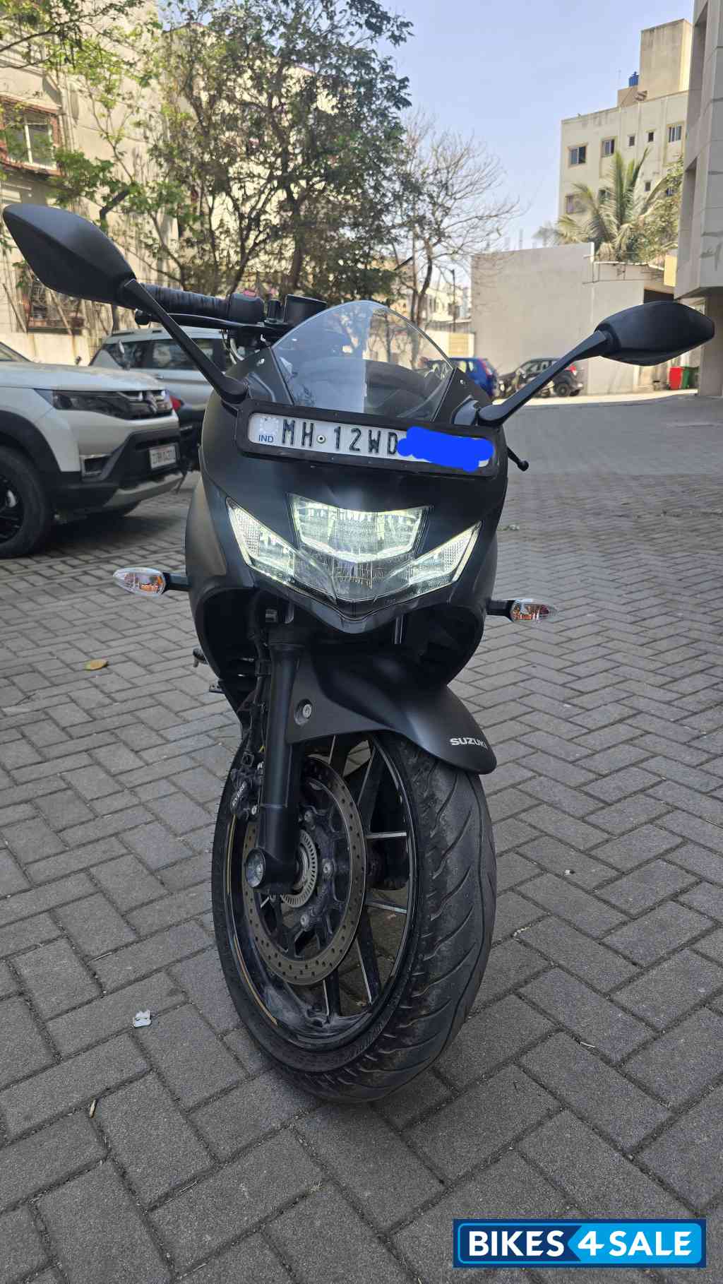 Matte Black Suzuki Gixxer SF 250 BS6