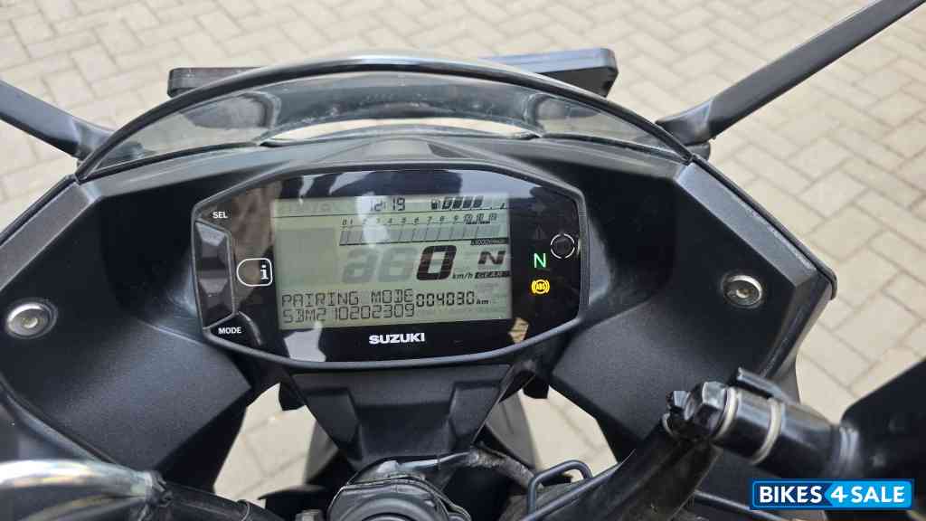 Matte Black Suzuki Gixxer SF 250 BS6