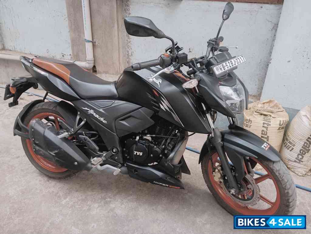 TVS Apache RTR 160 4V Special Edition