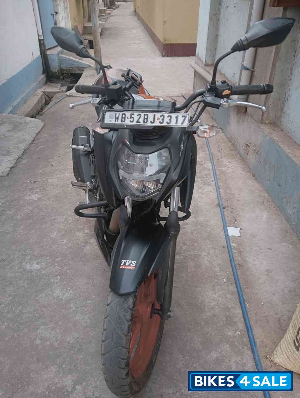 TVS Apache RTR 160 4V Special Edition