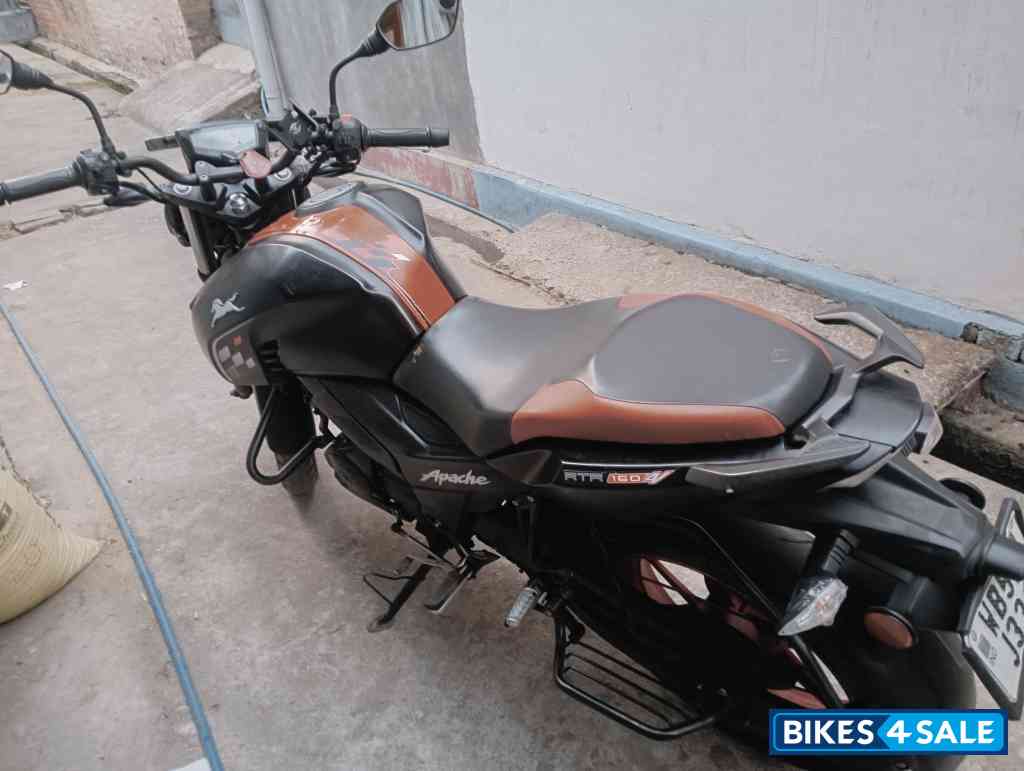 TVS Apache RTR 160 4V Special Edition