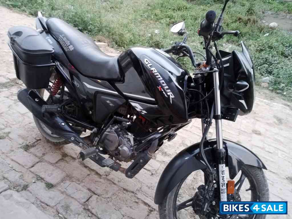 Black Hero Glamour Xtec