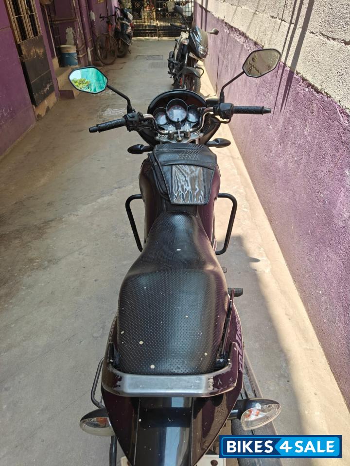 Black Honda CB Unicorn