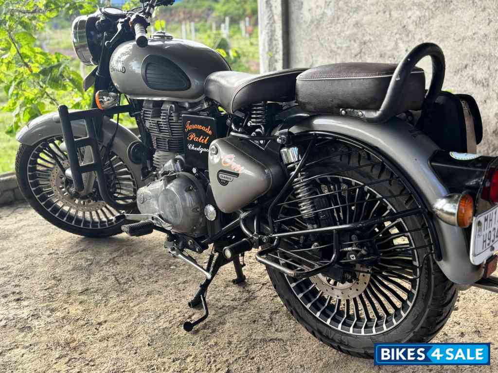 Royal Enfield Classic Gunmetal Grey