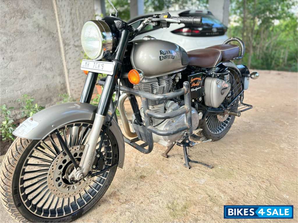 Royal Enfield Classic Gunmetal Grey
