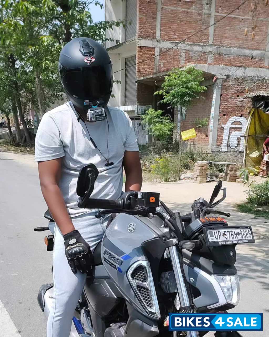 Yamaha FZ-S FI Ver 4.0 DLX