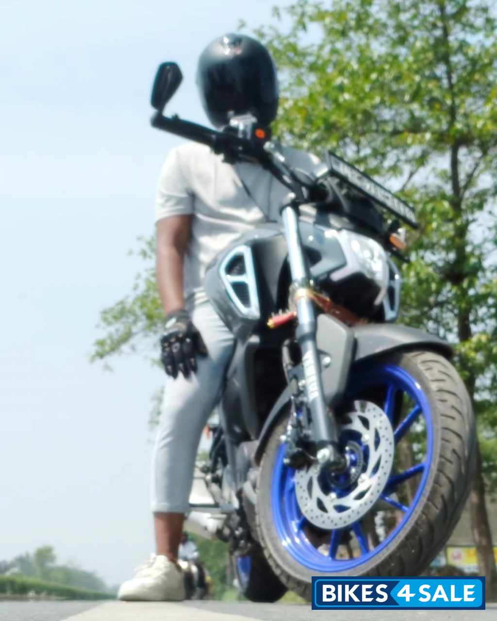 Yamaha FZ-S FI Ver 4.0 DLX