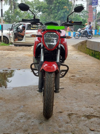 Red Suzuki Gixxer BS6