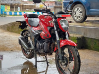 Red Suzuki Gixxer BS6