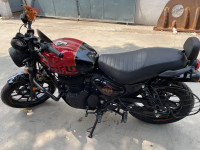 Rebel Red Royal Enfield Hunter 350 Metro
