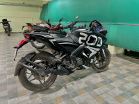 Bajaj Pulsar RS 200