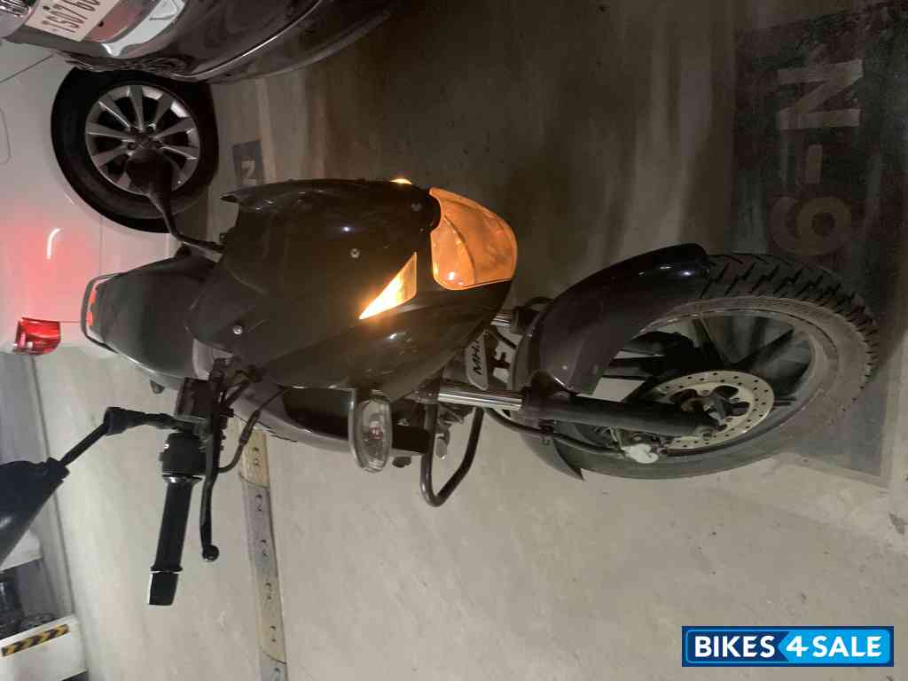 Black Bajaj Pulsar 150 DTSi