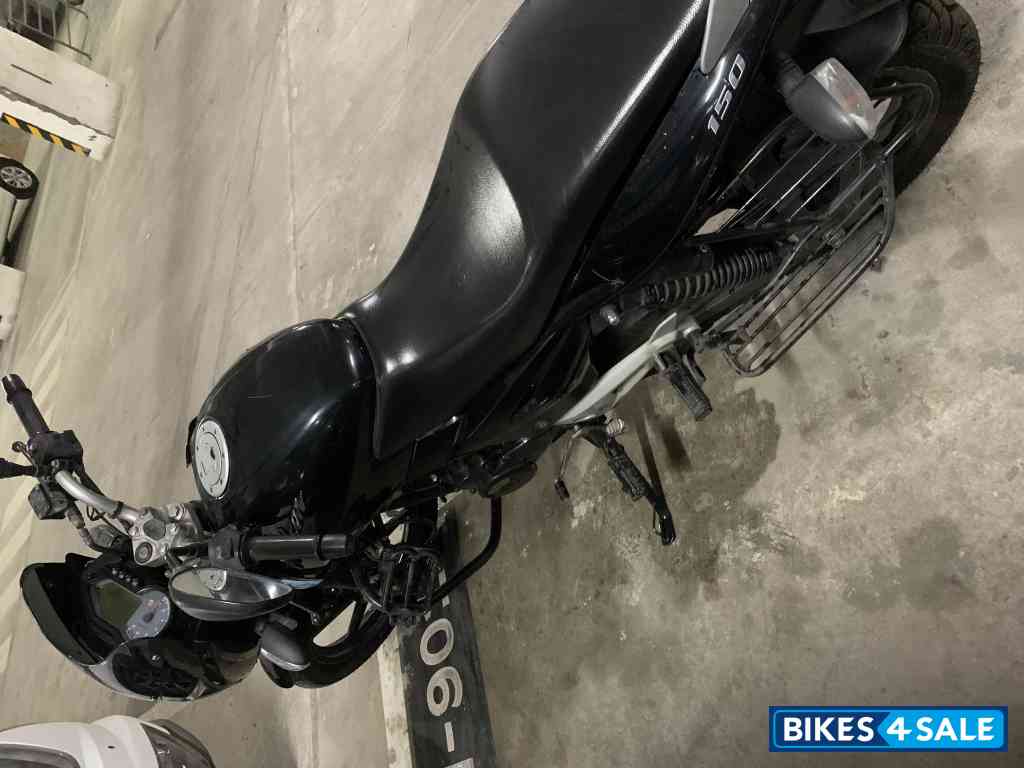 Black Bajaj Pulsar 150 DTSi