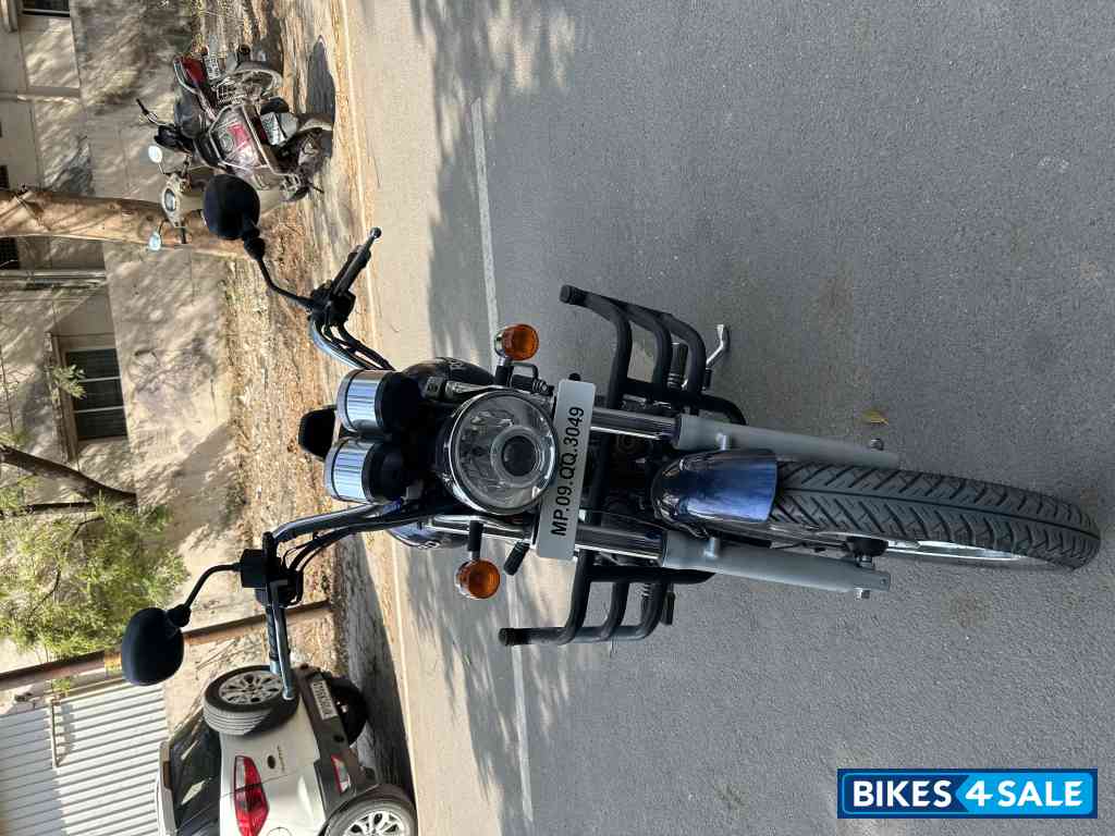 Royal Enfield Thunderbird