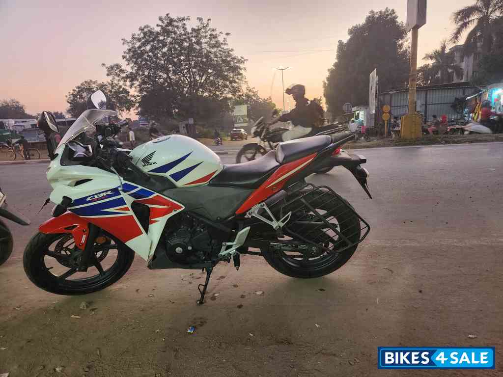 Honda CBR 250R