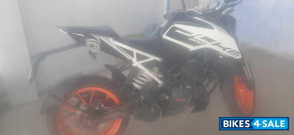 KTM Duke 200 ABS
