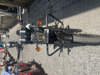 White Royal Enfield Thunderbird X 350