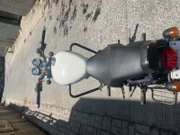 White Royal Enfield Thunderbird X 350