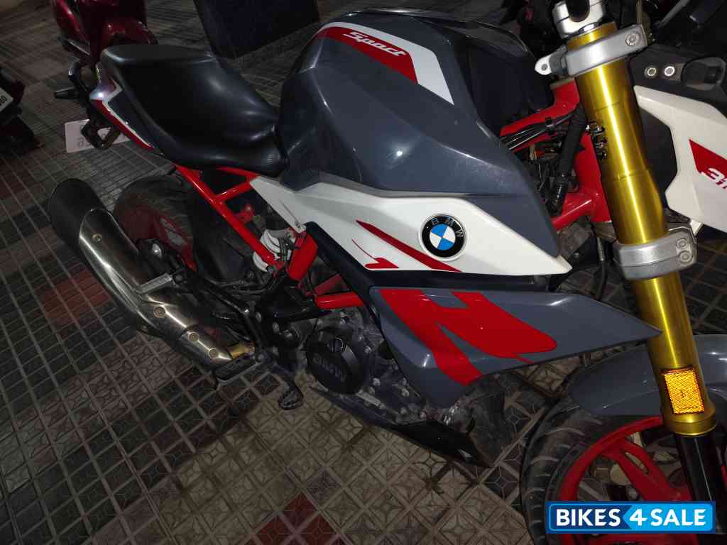 BMW G 310 R