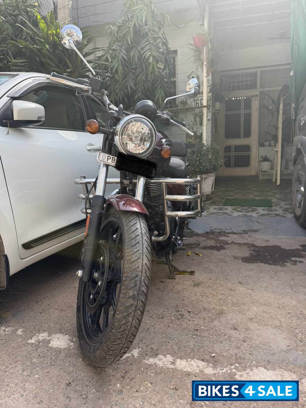 Royal Enfield Meteor 350 Stellar