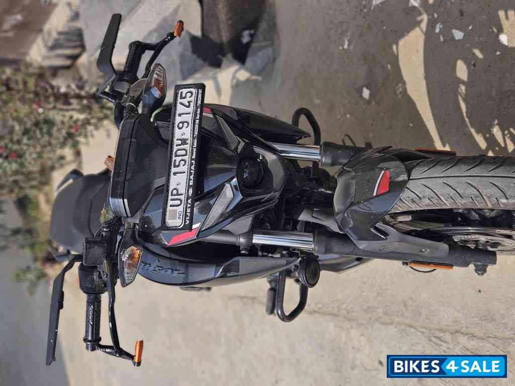 Bajaj Pulsar N160 Dual Channel ABS