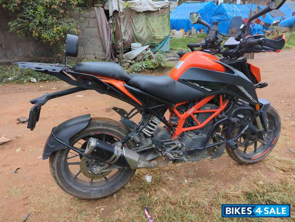 KTM Duke 390 2022