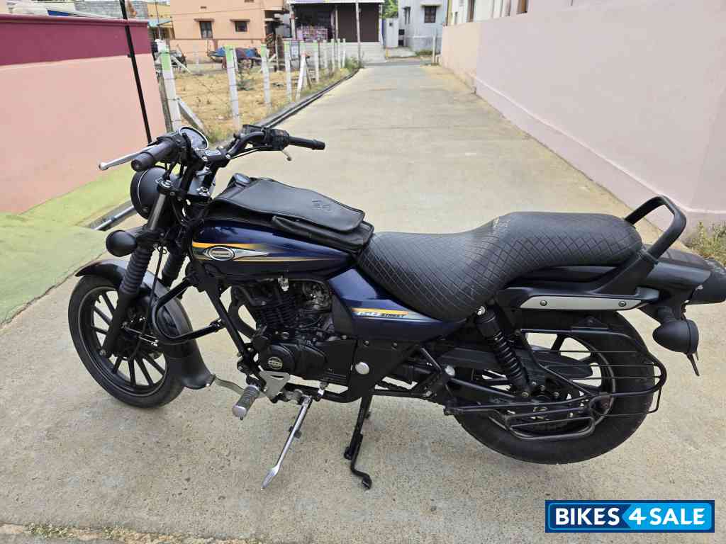 Bajaj Avenger Street 150