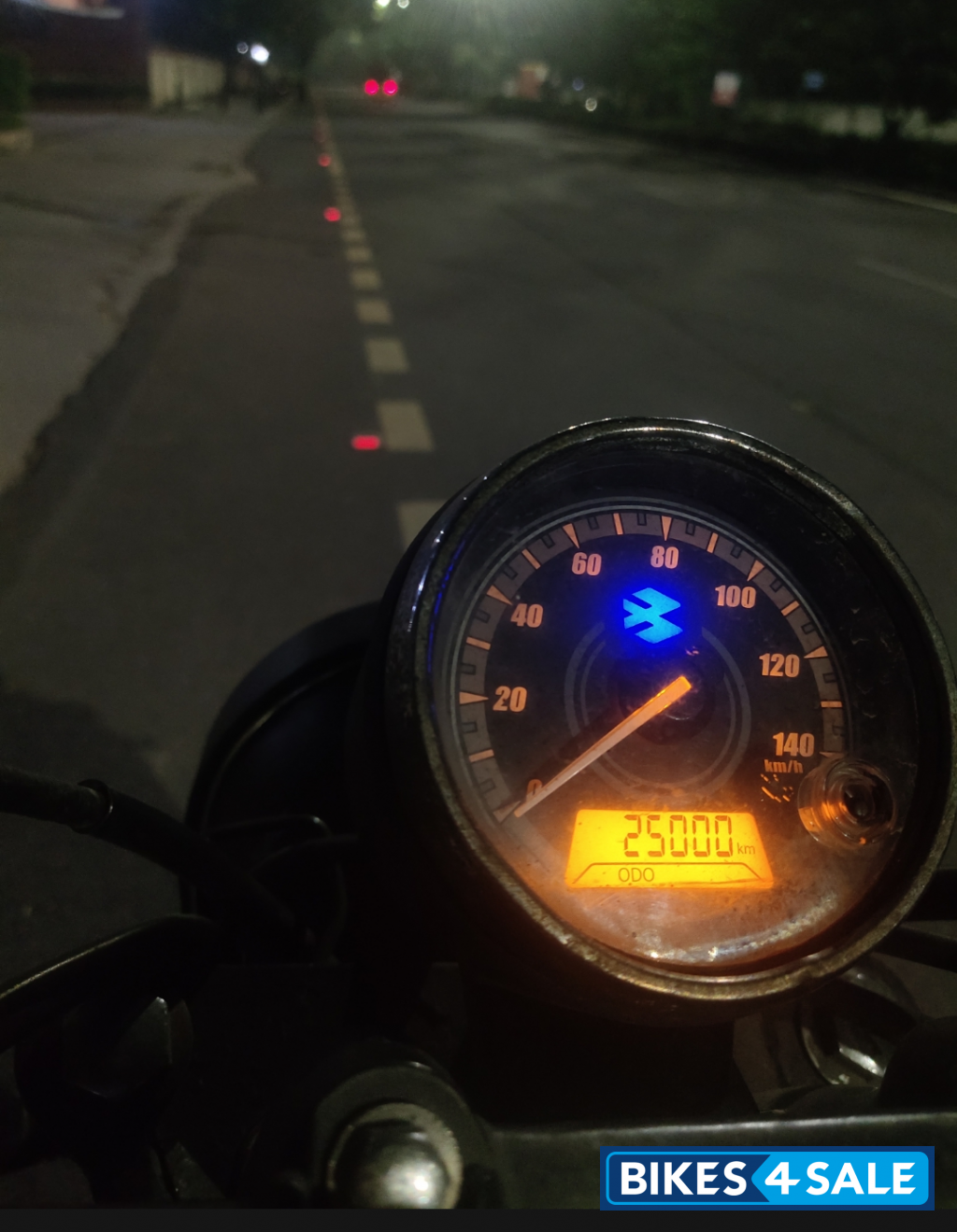 Black Bajaj Avenger Street 220