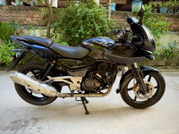 Bajaj Pulsar 220F 2011 Model