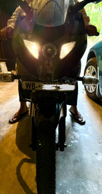 Black Bajaj Pulsar 220F
