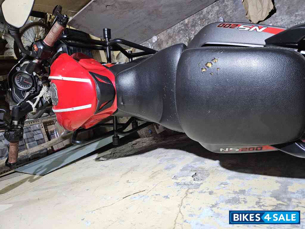 Bajaj Pulsar NS200