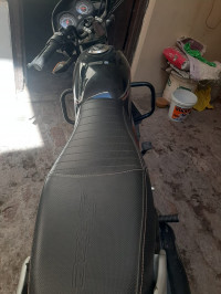 Black/red Honda Shine 100