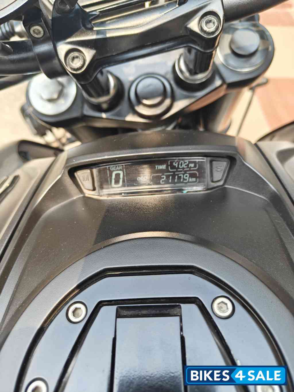 Bajaj Dominar 400 ABS BS6