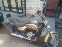 Golden Bajaj Avenger Cruise 220