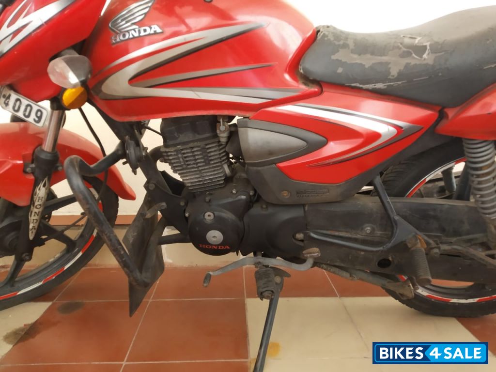 Red Honda Shine Red Honda Shine