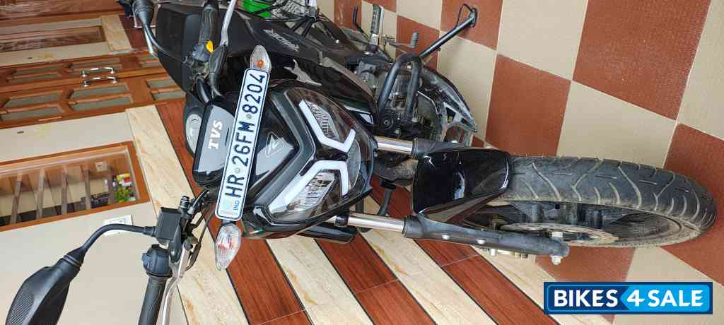 Black TVS Raider Single Seat