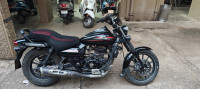Black Bajaj Avenger 220 DTS-i