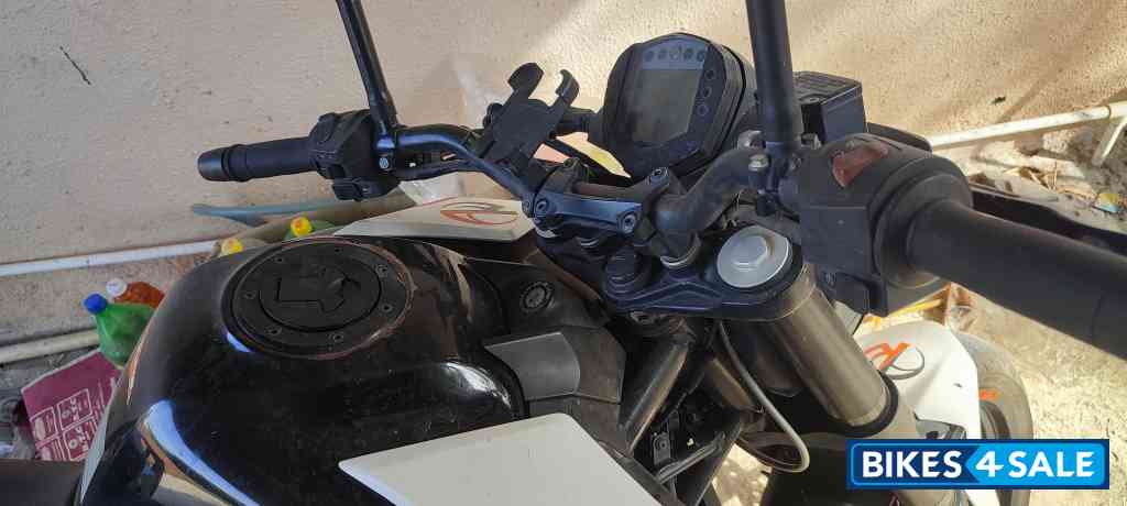 Wight KTM Duke 250 Wight KTM Duke 250