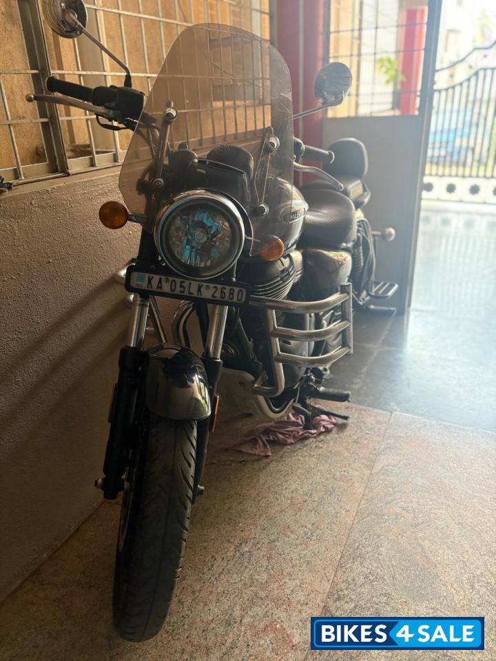 Royal Enfield Meteor 350 Supernova