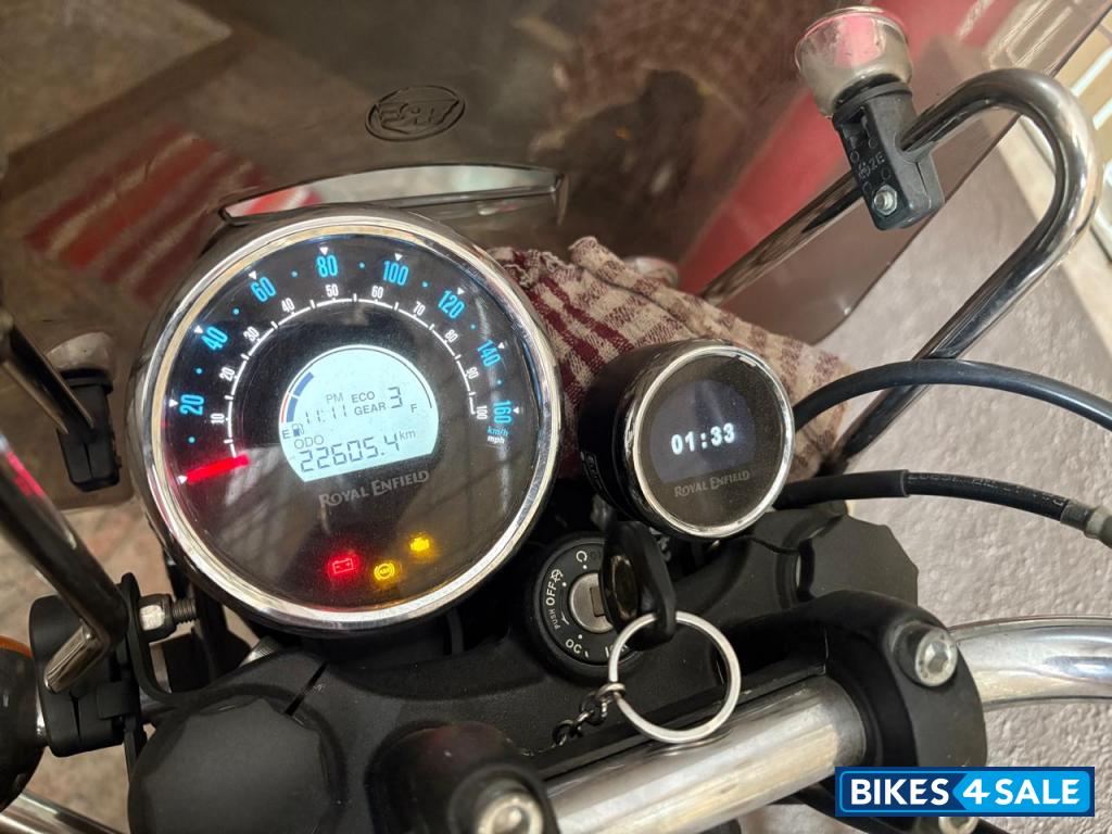 Royal Enfield Meteor 350 Supernova