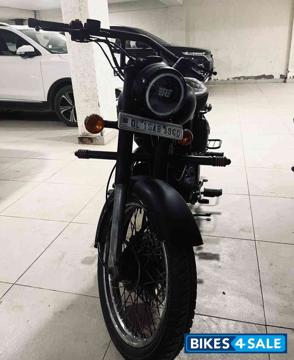 Black Royal Enfield Classic 350