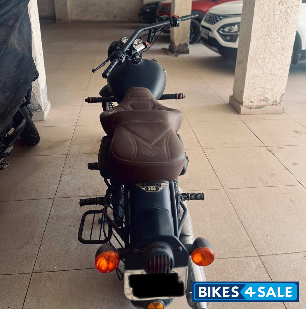 Black Royal Enfield Classic 350