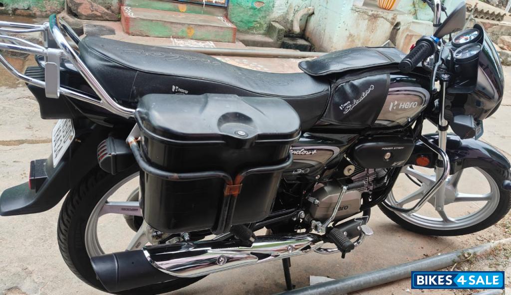 Black Grey Stripe Hero Splendor Plus IBS i3s Black Grey Stripe Hero Splendor Plus IBS i3s