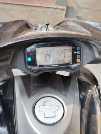 Black/matte Silver Suzuki Intruder 150