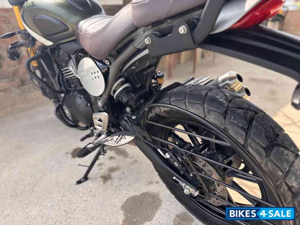 Triumph Scrambler 400 X